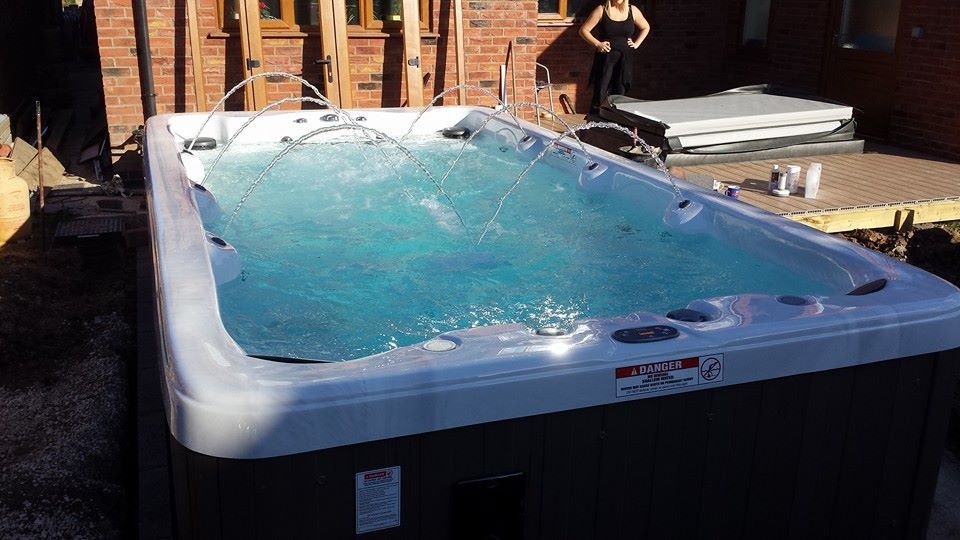 Плавательный спа-бассейн с противотоком Vita Spa Swim Spa XB 4